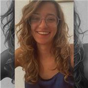 Educatrice offre ripetizioni in italiano, grammatica, letteratura, storia, diritto ed economia, scienze e musica